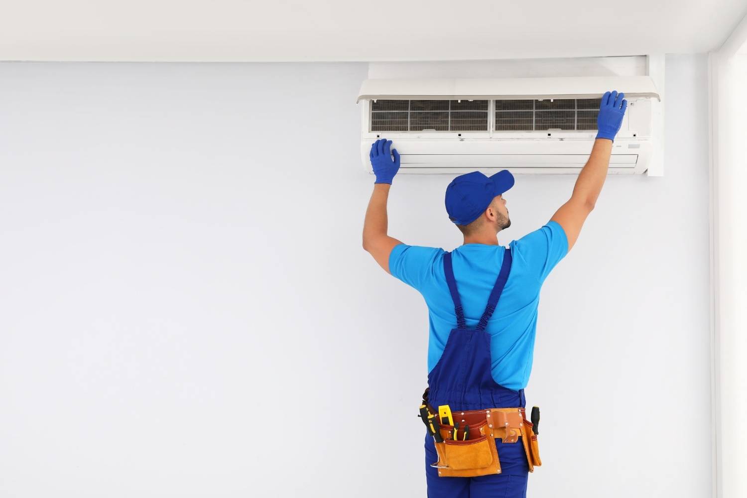 5 Reasons to Have Your Air Conditioner Professionally Serviced